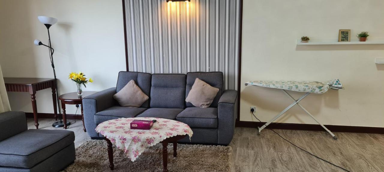 Raymond Suites At Berjaya Times Square Куала Лумпур Екстериор снимка