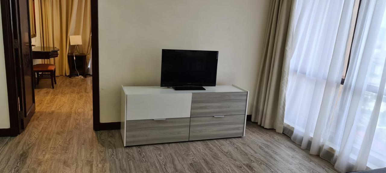 Raymond Suites At Berjaya Times Square Куала Лумпур Екстериор снимка