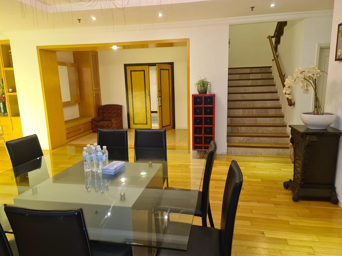 Raymond Suites At Berjaya Times Square Куала Лумпур Екстериор снимка