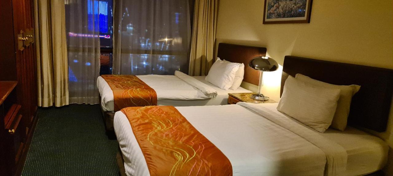 Raymond Suites At Berjaya Times Square Куала Лумпур Екстериор снимка